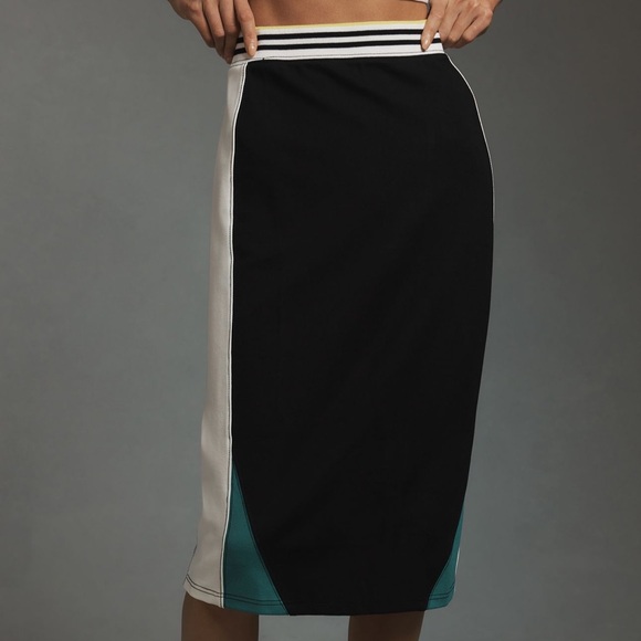 Daily Practice by Anthropologie Full Court Cropped Tank & Midi Skirt Set - Picture 3 of 6